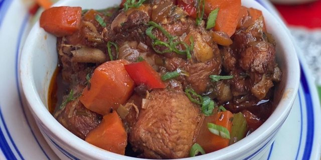 Brown Stewed Chicken