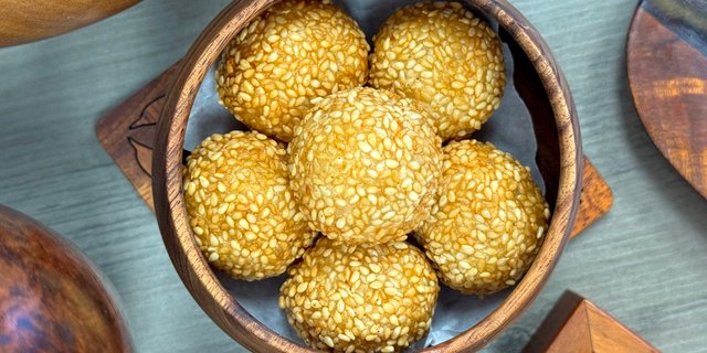 Mini Sesame Balls