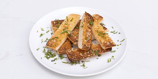 Tuscan Garlic Bread