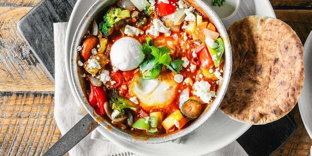 ROASTED VEGETABLE SHAKSHUKA