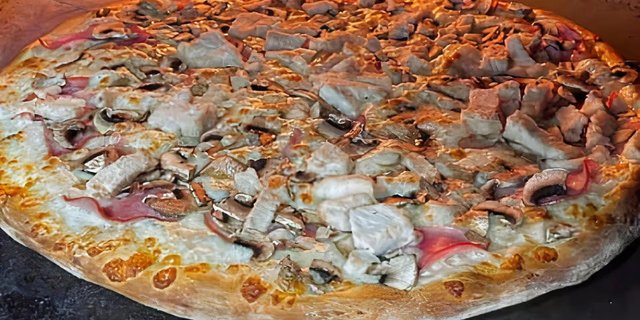 Alfredo Pizza