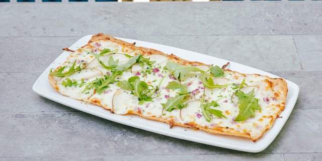 Pear & Goat Cheese Flatbread