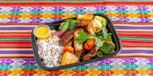 Lomo Saltado Boxed Meal