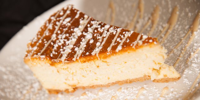Vanilla Bean Cheesecakes