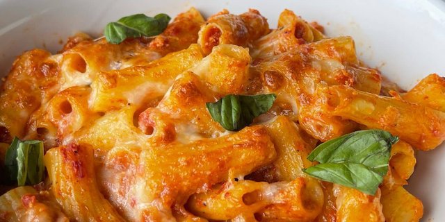 Baked Rigatoni