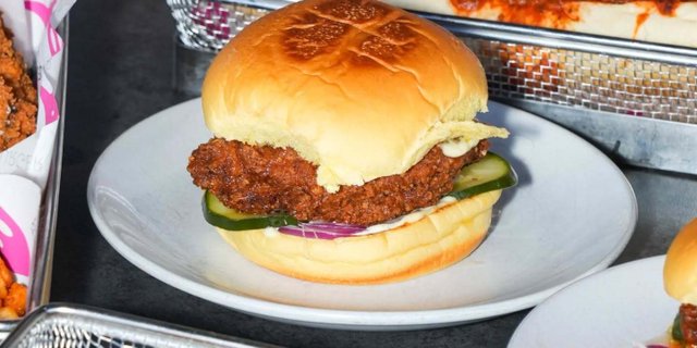 Honey Chicken Sammy