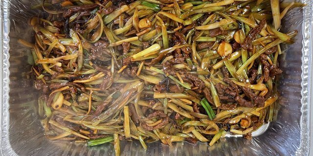 Beef With Garlic Sauce