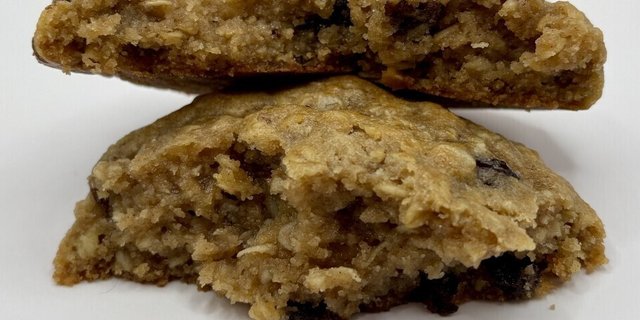 Oatmeal Raisin Cookie