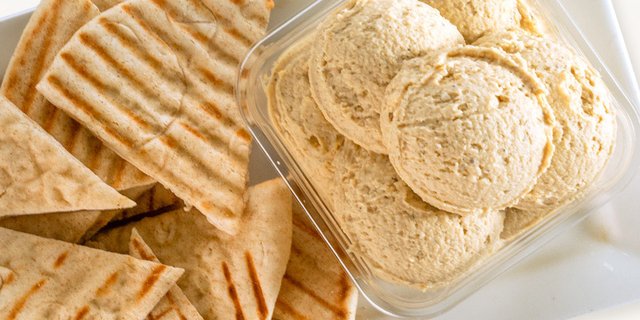 Spicy Avocado Hummus