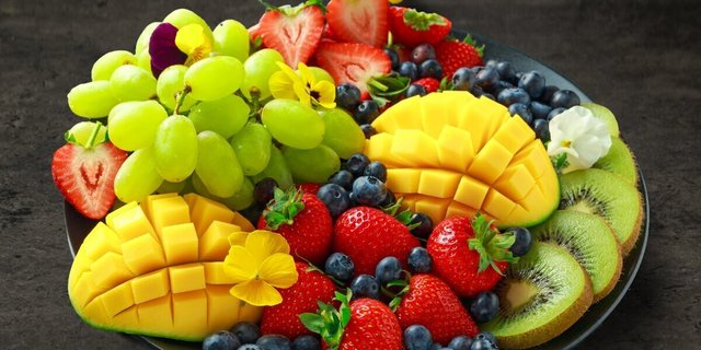 Seasonal Fruit Platter