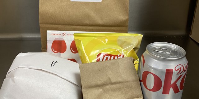 Gold Bag Lunch