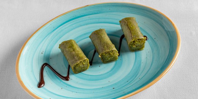 Pistachio Roll