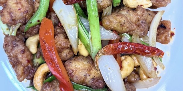 Cashew Nut Chicken Entree