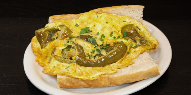 Pepper & Egg Sandwich