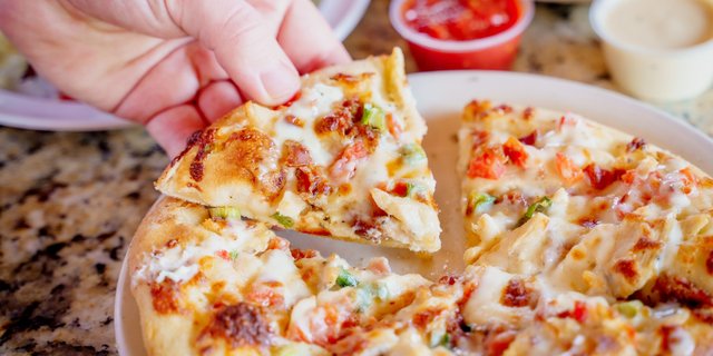 Chicken Bacon Ranch Pizza