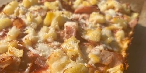 Hawaiian Pizza