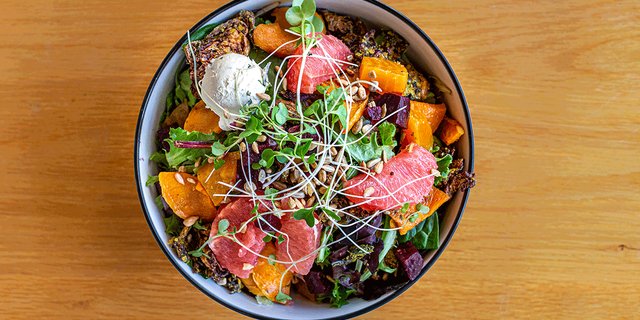 Seasonal Harvest Salad