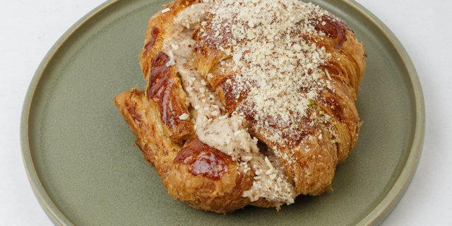 Almond Croissant