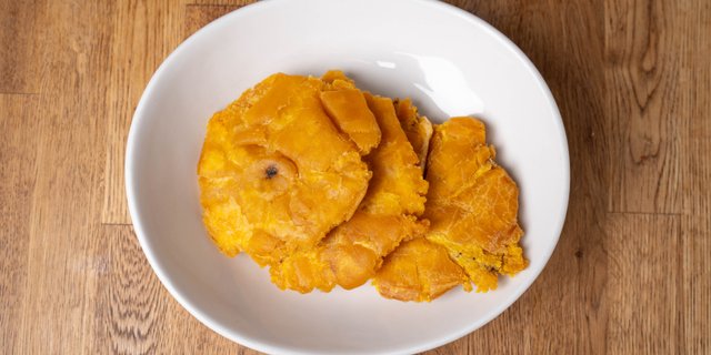 Crispy Tostones