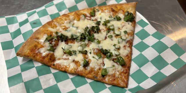 18" Large Broccoli Rabe Pizza