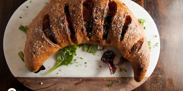 Prima Calzone