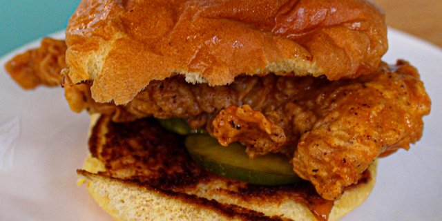Hot Yardbird Sliders
