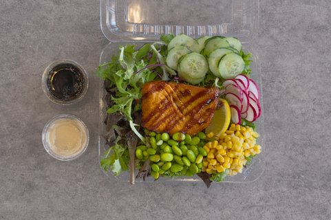 Garlic Salmon Salad