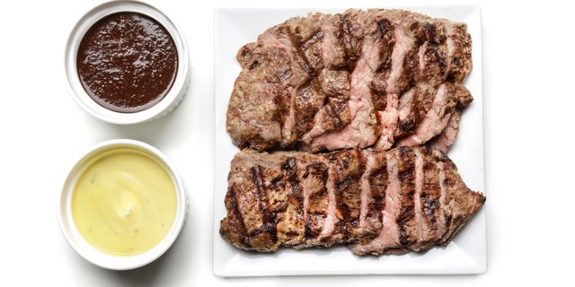 Sliced Sirloin Steak Hot Buffet