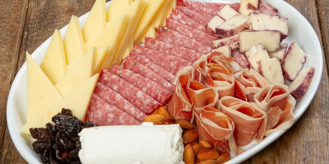 Cheese & Charcuterie