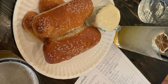 Amish Soft Pretzels
