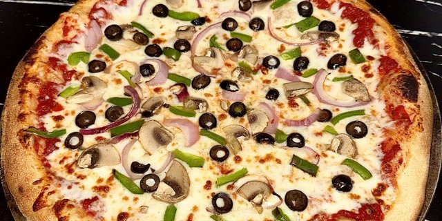 Veggie Deluxe Pizza