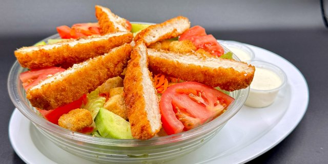 Crispy Chicken Salad