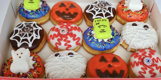 Halloween Dozen