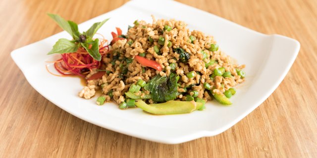 Spicy Thai Basil Leaves Stir-Fry
