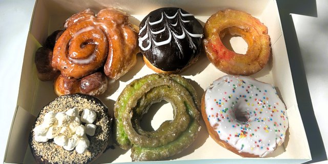Baker's Half Dozen Assorted Donuts