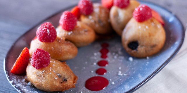 Deep-Fried Oreos