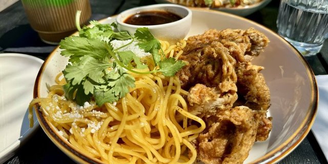 House Garlic Noodles