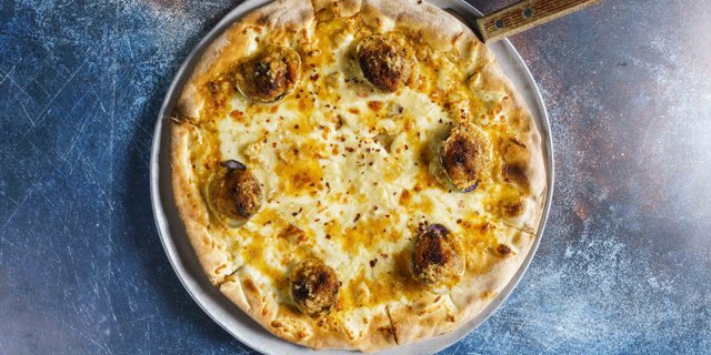 Clam Pizza