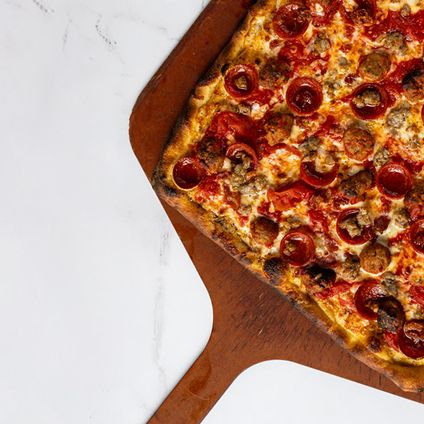 Carnivori Pizza