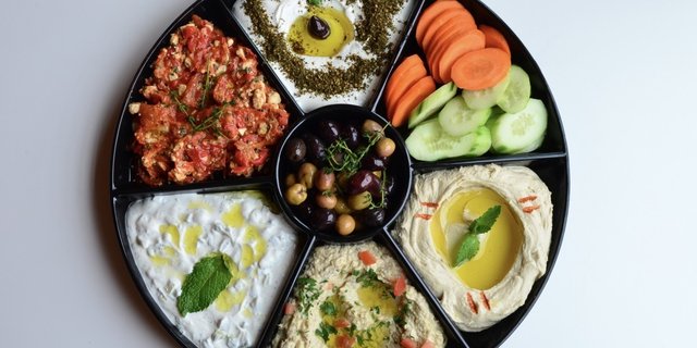 Spread Sampler Platter