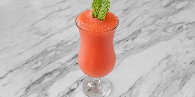 Strawberry Lemon Frappe