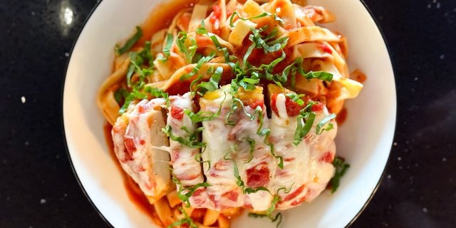 Individual Chicken Parmesan Fettuccine