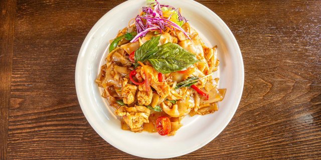 Pad Kee Mao (Drunken Noodles)