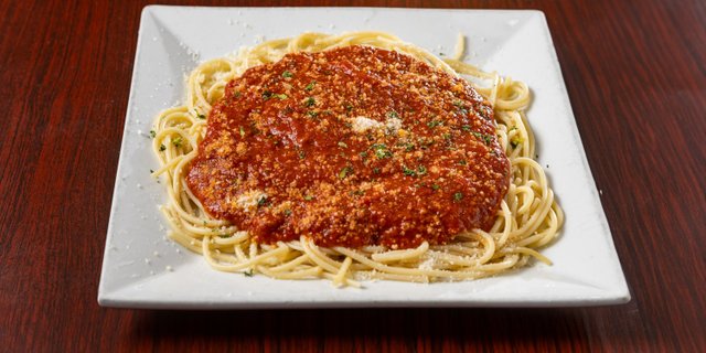 Spaghetti w/ Meat Sauce