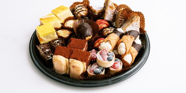 Gourmet Dessert Pastry Tray
