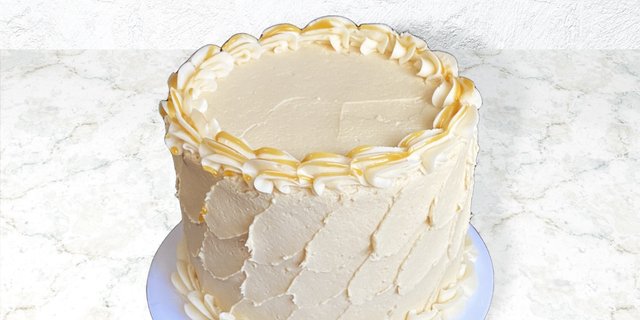 Salty Caramel Cake