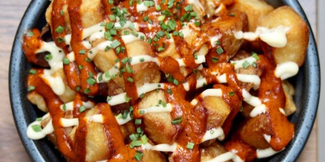 Bravas