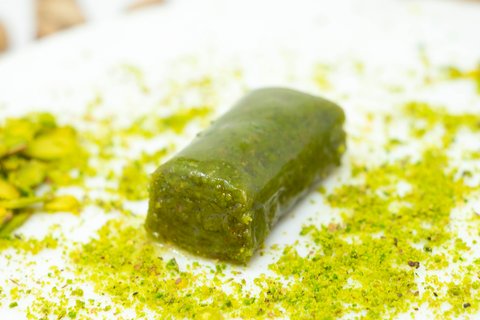Roll Pistachio Baklava