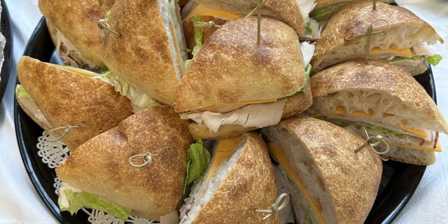 Sandwich Tray