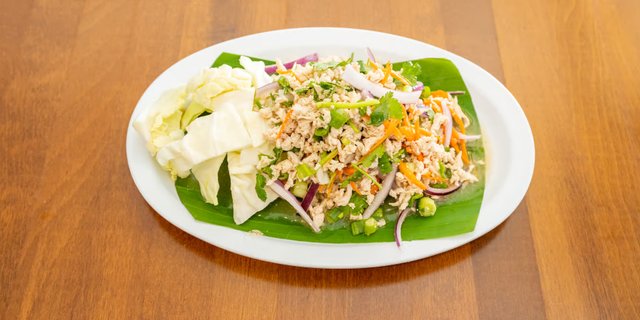 Chicken Larb Salad Tray